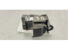 Recambio de mando elevalunas trasero derecho para land rover discovery 5 2.0 d turbo 240 4x4 fap referencia OEM IAM FK7214717AB 