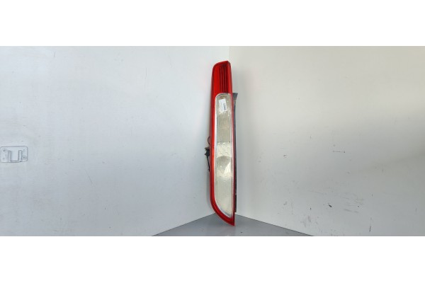 Recambio de piloto trasero izquierdo para ford focus berlina (cap) sport referencia OEM IAM   