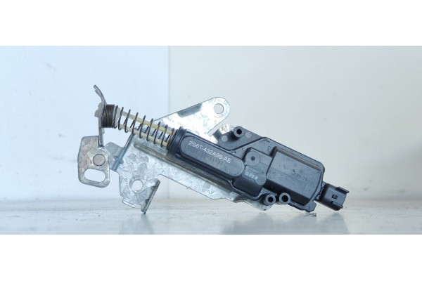 Recambio de motor cierre centralizado porton para ford fusion (cbk) elegance referencia OEM IAM 2S6T432A98AE  