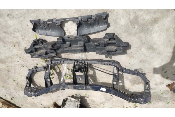 Recambio de travesaño superior para ford galaxy (ca1) titanium referencia OEM IAM   