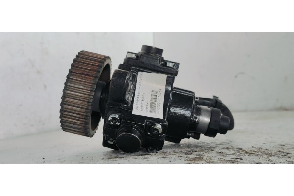 Recambio de bomba inyeccion para opel insignia berlina 2.0cdti 130 fap referencia OEM IAM 0445010193  
