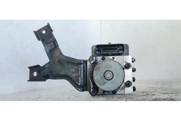 Recambio de abs para hyundai i30 (gd) 1.4crdi 90 fap referencia OEM IAM 58900A6230  