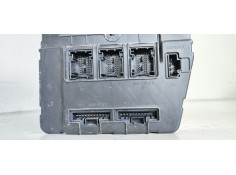 Recambio de caja reles / fusibles para renault scenic ii 1.9 dci diesel referencia OEM IAM 8200309693  