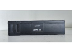 Recambio de sistema audio / radio cd para renault scenic ii 1.9 dci diesel referencia OEM IAM 8200002589A  