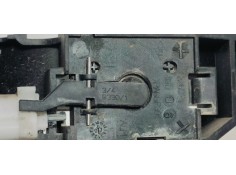 Recambio de maneta exterior delantera izquierda para renault laguna iii 2.0 dci referencia OEM IAM   