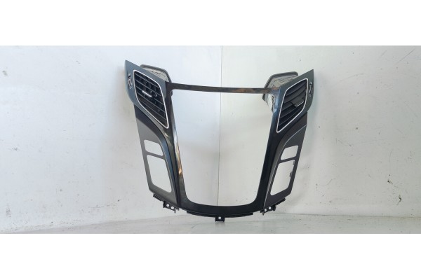 Recambio de rejilla aireadora para hyundai i40 style referencia OEM IAM 847403Z000  