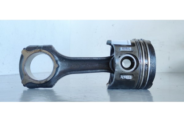 Recambio de biela para mercedes-benz clase c (w203) berlina 2.7 cdi 20v cat referencia OEM IAM   