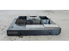 Recambio de caja reles / fusibles para skoda octavia combi (nx5) first edition referencia OEM IAM 5WA937086AE  