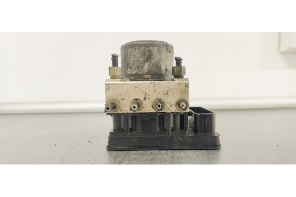 Recambio de abs para opel insignia berlina 2.0 cdti 170 fap referencia OEM IAM 23321781  