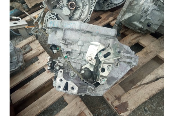 Recambio de caja cambios para fiat freemont (345) 2.0 jtd 140 fap referencia OEM IAM C63563517  