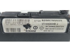 Recambio de caja reles / fusibles para renault megane ii berlina 3p 1.6 16v referencia OEM IAM 8200780028  