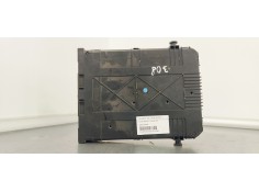 Recambio de caja reles / fusibles para peugeot 308 1.6hdi 92 fap referencia OEM IAM 9807054180  