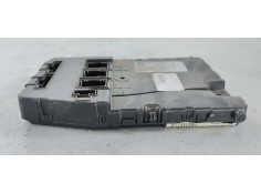 Recambio de caja reles / fusibles para renault megane ii berlina 3p 1.5 dci diesel referencia OEM IAM 8200525388  