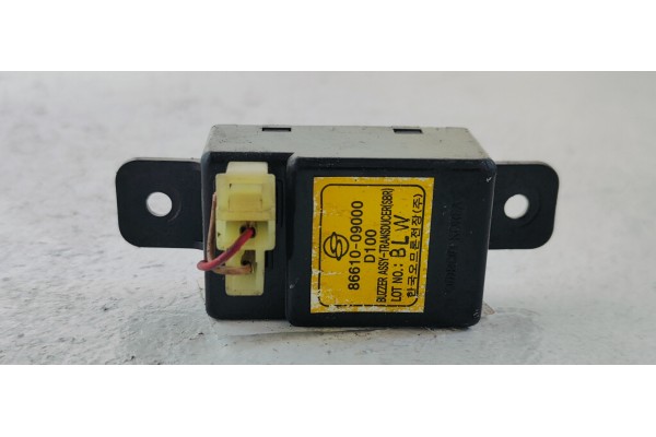 Recambio de modulo electronico para ssangyong kyron 270 xdi limited 4wd referencia OEM IAM 8661009000  