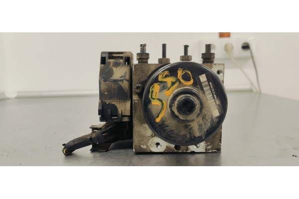 Recambio de abs para volvo s80 berlina 2.4 d referencia OEM IAM P08671221  