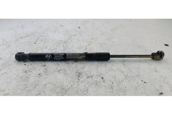 Recambio de amortiguadores capo para hyundai i40 style referencia OEM IAM 811713Z000  