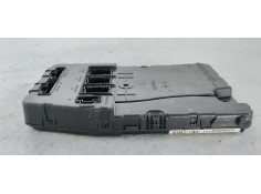 Recambio de caja reles / fusibles para renault scenic ii 1.9 dci diesel referencia OEM IAM 8200306434  