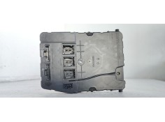 Recambio de caja reles / fusibles para renault scenic ii 1.9 dci diesel referencia OEM IAM 8200306434  