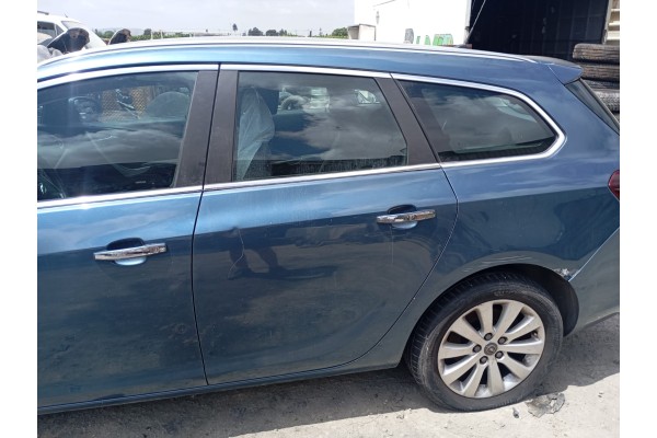 Recambio de puerta trasera izquierda para opel astra j sports tourer enjoy referencia OEM IAM   