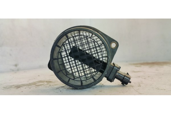 Recambio de caudalimetro para lancia thema 3.0jtd 240 fap referencia OEM IAM 68069532AA  