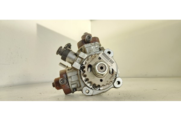 Recambio de bomba inyeccion para jaguar xf 3.0 v6 diesel cat referencia OEM IAM 0445010614  