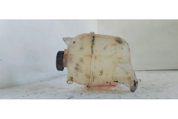 Recambio de deposito expansion para hyundai tucson sle 2wd referencia OEM IAM 25430P0000  