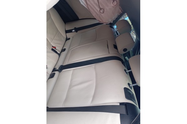 Recambio de asientos traseros para bmw serie 5 touring (f11) 518d referencia OEM IAM   