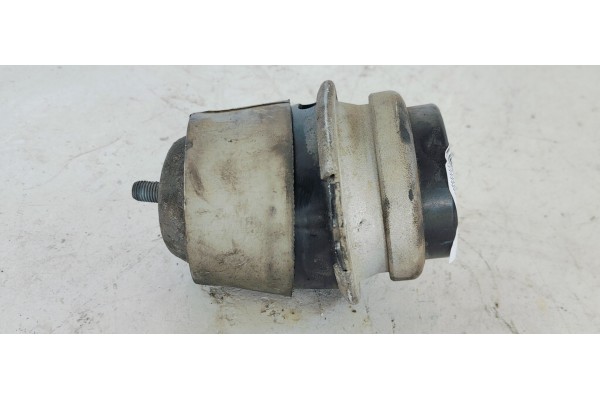 Recambio de soporte motor derecho para volkswagen touareg (7la) v6 referencia OEM IAM 7L6199131A  