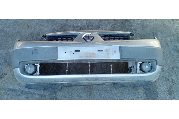 Recambio de paragolpes delantero para renault scenic ii 1.5 dci diesel referencia OEM IAM   