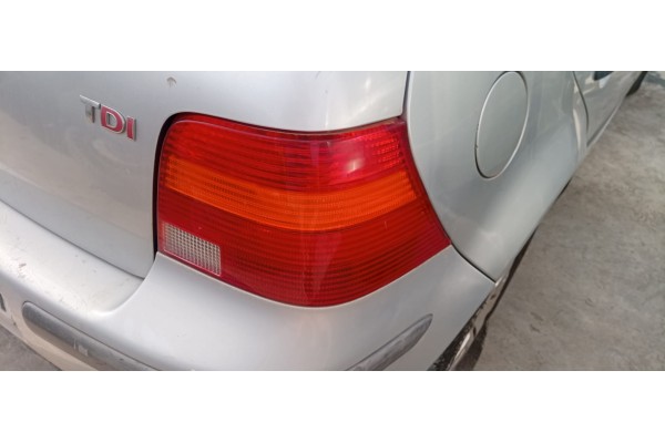 Recambio de piloto trasero derecho para volkswagen golf iv berlina (1j1) 1.9 tdi referencia OEM IAM   