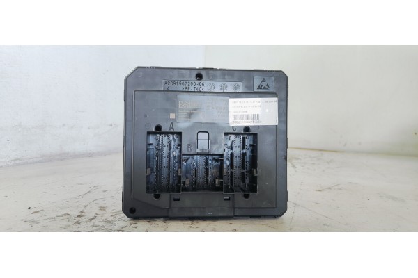 Recambio de caja reles / fusibles para seat ibiza (kj1) style referencia OEM IAM 2Q0937089E  