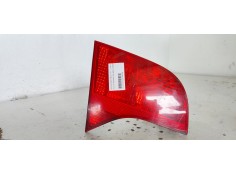 Recambio de piloto trasero izquierdo interior para audi a4 avant (8e) 2.0 tdi referencia OEM IAM   