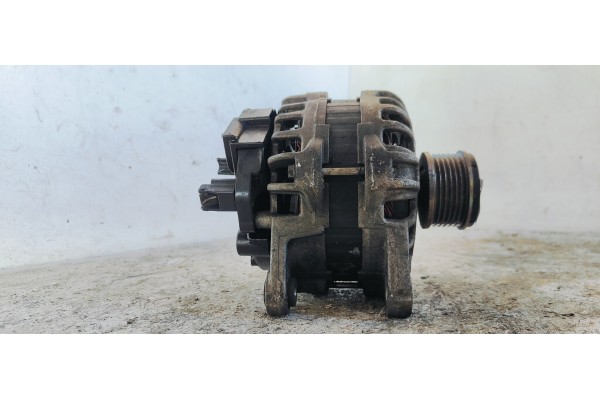 Recambio de alternador para dacia lodgy 1.5dci 110 fap referencia OEM IAM 231005933R  