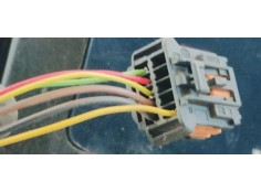 Recambio de retrovisor izquierdo para citroen c4 picasso 1.6hdi 120 fap referencia OEM IAM E9026724  