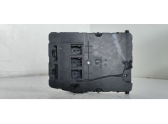 Recambio de caja reles / fusibles para renault megane ii berlina 3p 1.5 dci diesel referencia OEM IAM 8200724392  