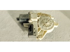 Recambio de motor elevalunas trasero izquierdo para peugeot 407 st sport referencia OEM IAM 0130822201  