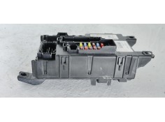 Recambio de caja reles / fusibles para fiat grande punto (199) 1.4 referencia OEM IAM 00517817580  