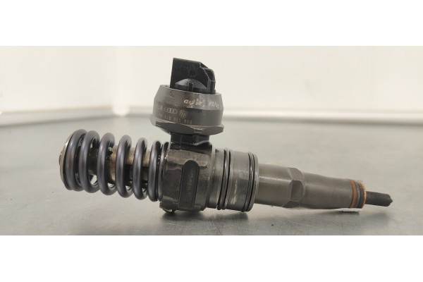 Recambio de inyector para seat leon (1p1) sport referencia OEM IAM 038130073AG  