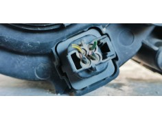 Recambio de faro derecho para ssangyong actyon 200 xdi referencia OEM IAM   