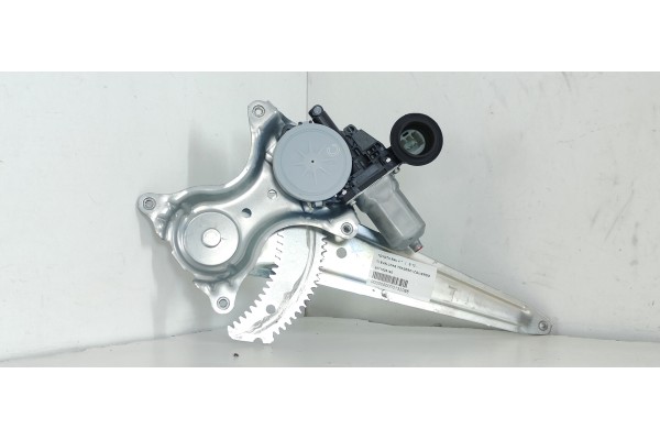 Recambio de elevalunas trasero izquierdo para toyota rav 4 referencia OEM IAM 8571035180  