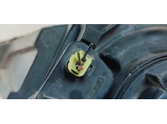 Recambio de faro derecho para ssangyong actyon 200 xdi referencia OEM IAM   