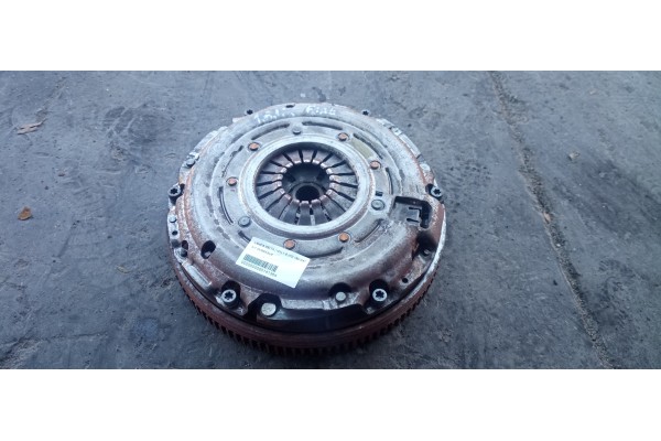 Recambio de kit embrague para lancia delta (181) 1.6 jtd 16v cat referencia OEM IAM   