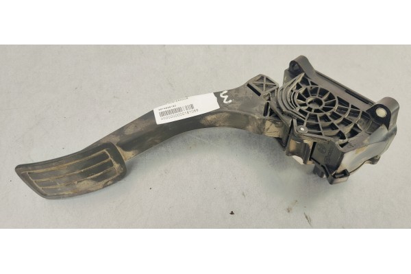 Recambio de pedal acelerador para peugeot 308 1.6hdi 92 fap referencia OEM IAM 9674829180  