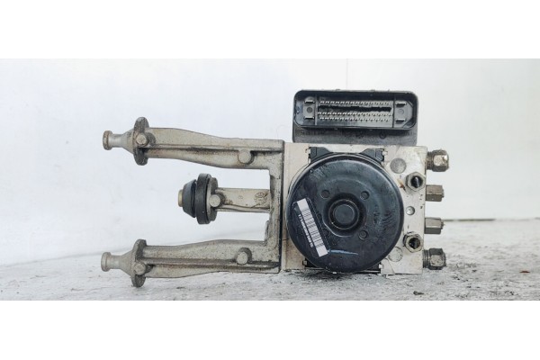 Recambio de abs para lancia thema 3.0jtd 240 fap referencia OEM IAM P68157546AA  