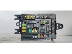 Recambio de caja reles / fusibles para bmw serie 1 lim. (f20) 2.0d 190 [120] fap referencia OEM IAM 938907001  