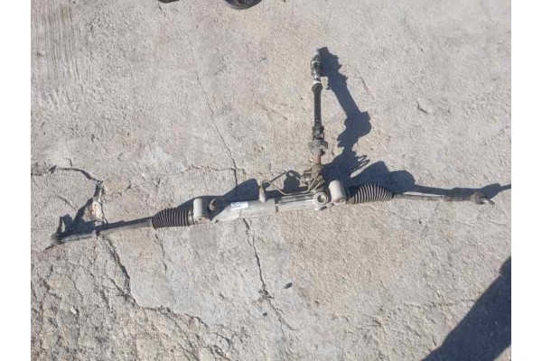 Recambio de cremallera direccion para lancia thema 3.0jtd 240 fap referencia OEM IAM P04584569AE  