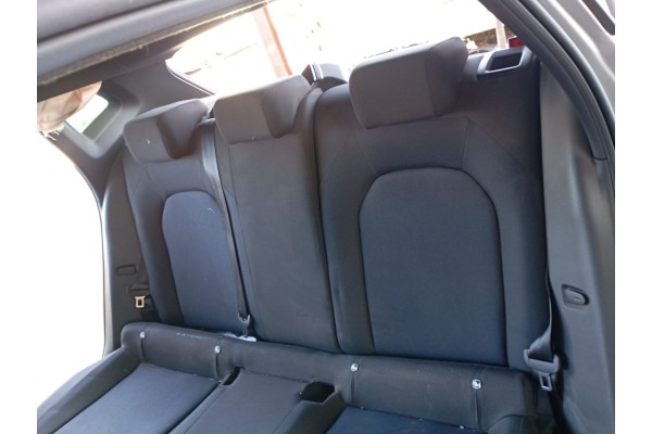 Recambio de asientos traseros para seat ibiza (kj1) style referencia OEM IAM   
