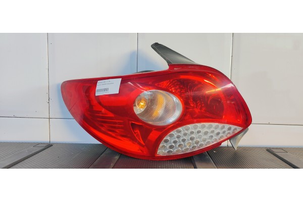 Recambio de piloto trasero izquierdo para peugeot 206+ 1.1 i 60 referencia OEM IAM   