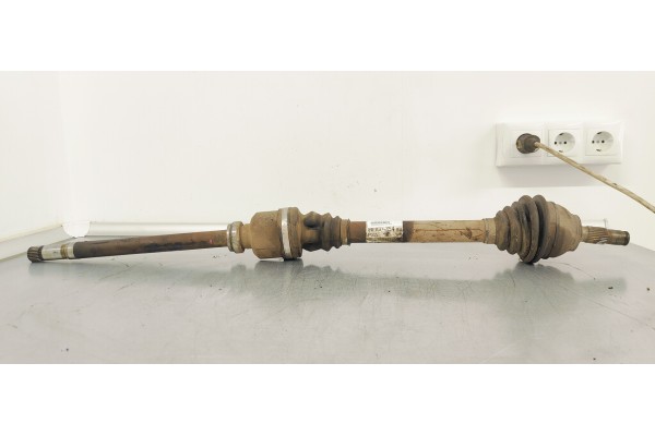 Recambio de transmision delantera derecha para peugeot 3008 1.6 hdi 112 fap referencia OEM IAM 9684135480  