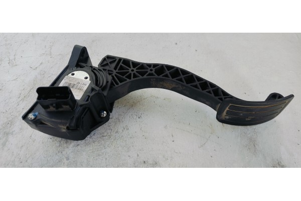 Recambio de pedal acelerador para citroen c4 grand picasso exclusive referencia OEM IAM 9674829780  